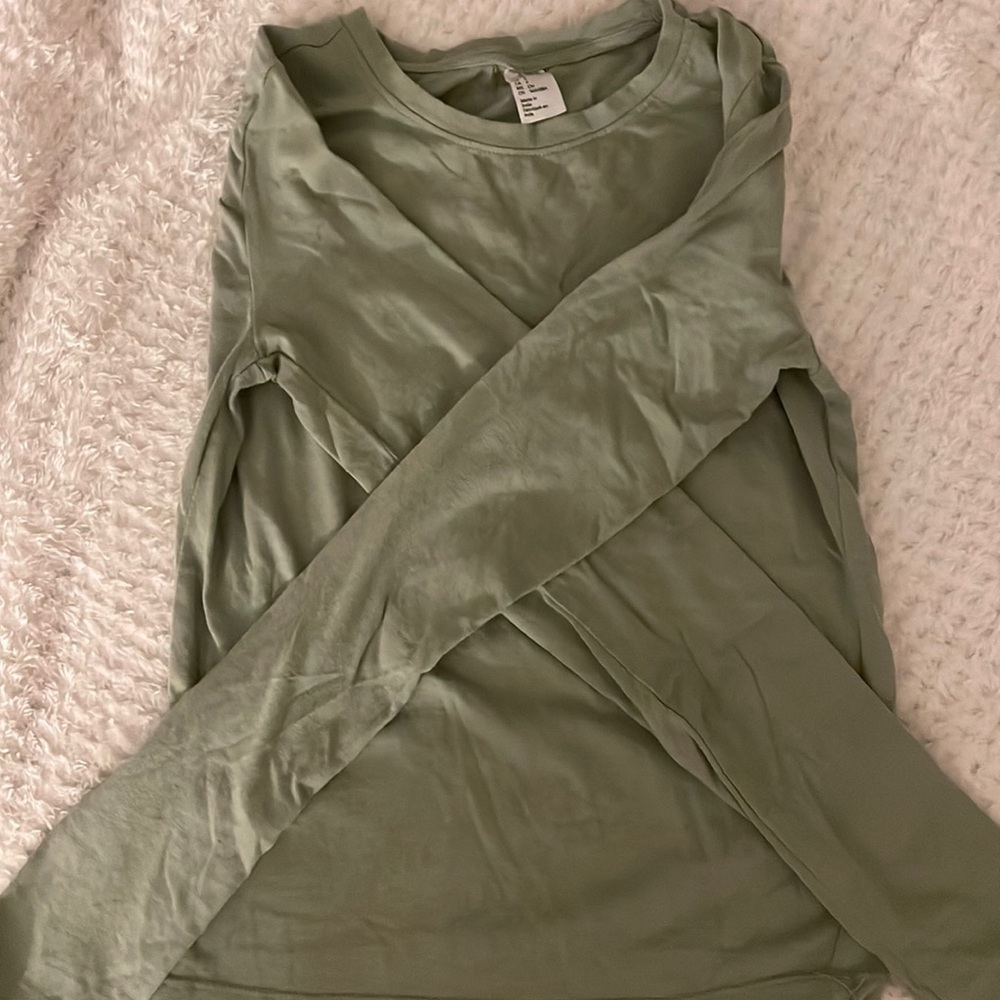 Green long sleeve top